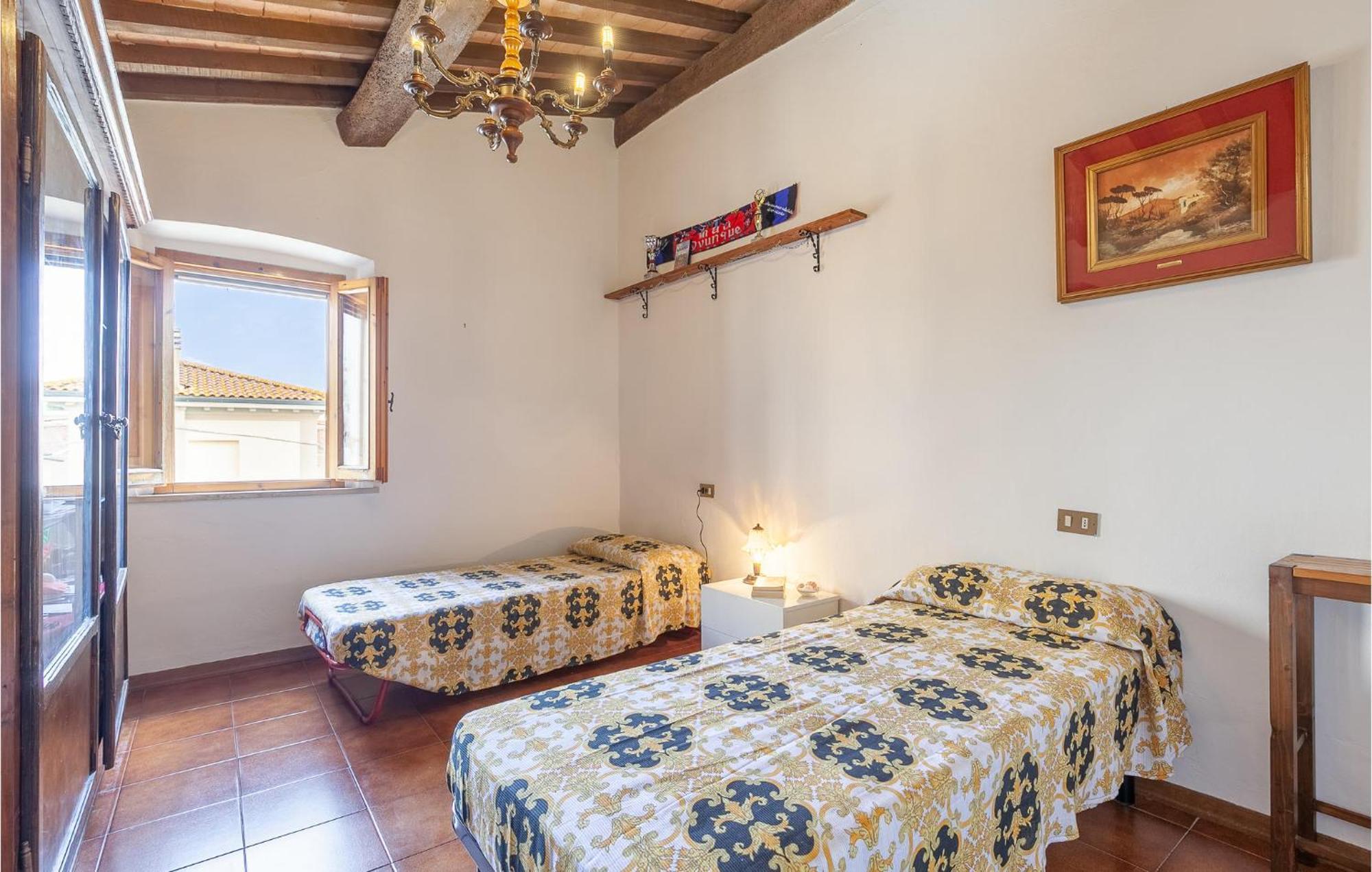 Awesome Home In Montefoscoli With Wifi Ngoại thất bức ảnh