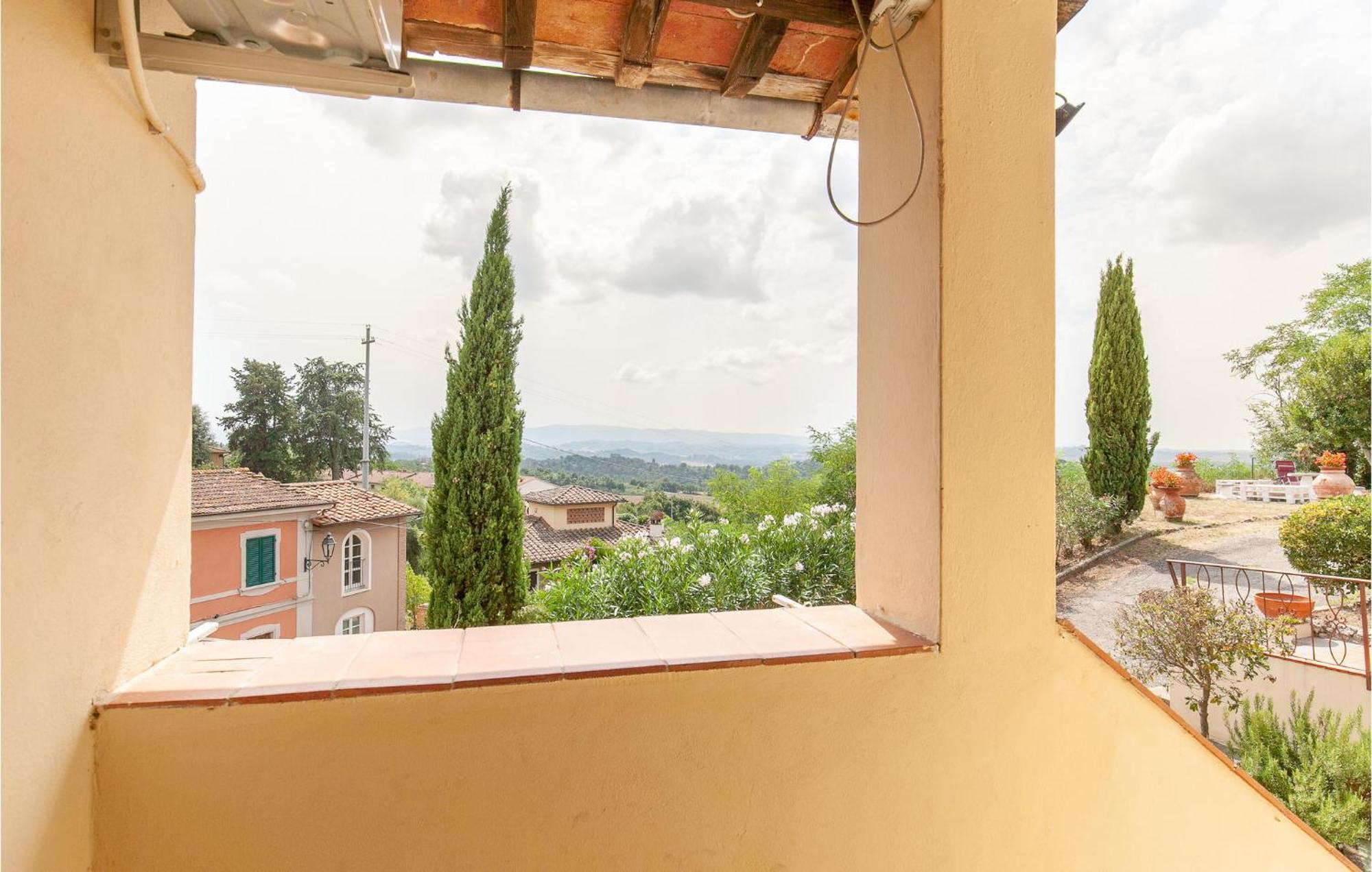 Awesome Home In Montefoscoli With Wifi Ngoại thất bức ảnh